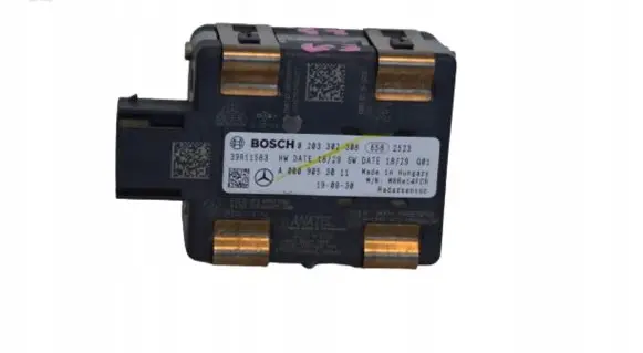 Mercedes-Benz GLA H247 Distronic sensor radar A0009053011