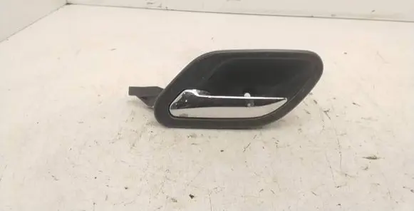 BMW 7 E38 Front door interior handle 8125515