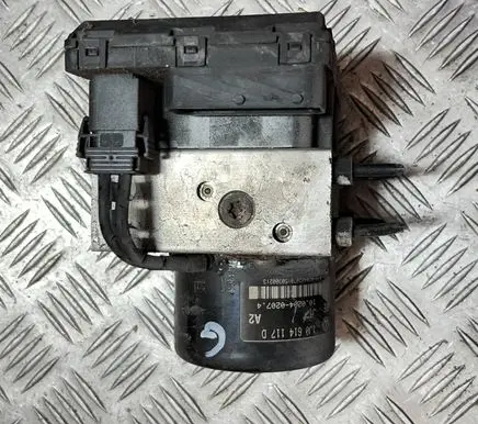 Volkswagen Golf IV ABS Pump 1J0907379P MLS9M15S01 1J0614117D