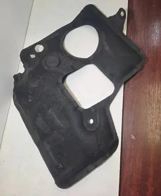 BMW 8 G15 Fender foam support/seal 7462225