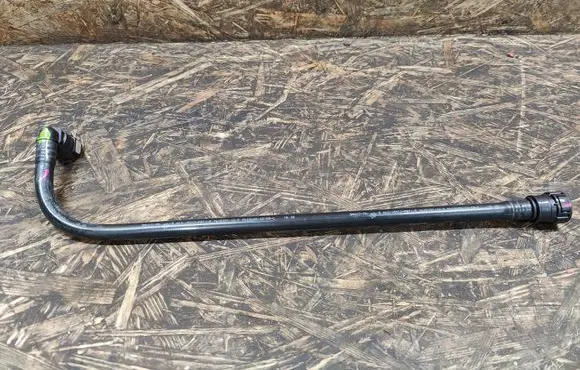 Maserati Quattroporte Fuel line pipe 7605031 7603689