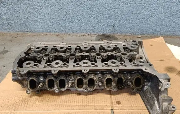 Jaguar XF X260 Engine head PBG4D36090AC H16070020