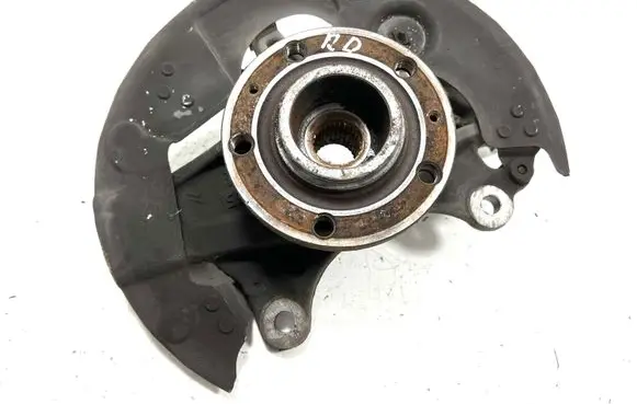Peugeot 308 Front wheel hub