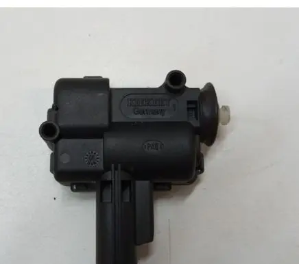 Ford S-MAX Fuel tank cap lock