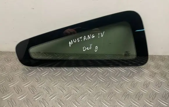 Ford Mustang V Rear side window 