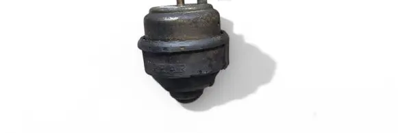 Volvo S80 Engine mount bracket 8683293