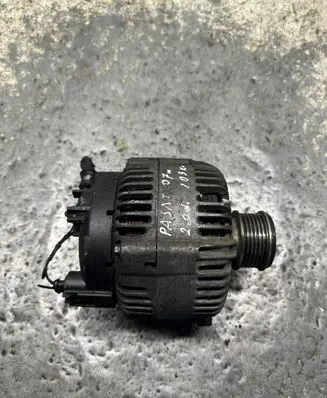 Volkswagen PASSAT B6 Generator/alternator 021903026L