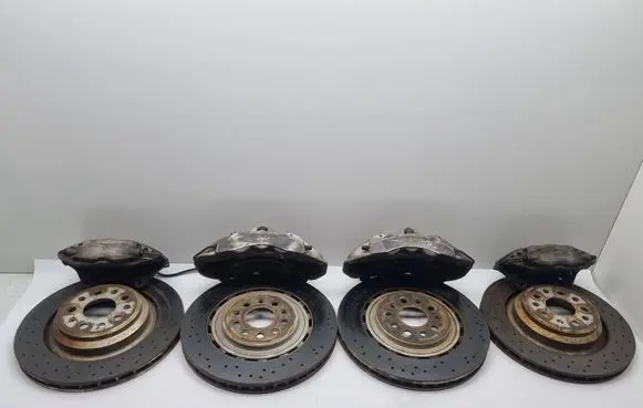 Maserati Ghibli Brake discs and calipers set 20B67700