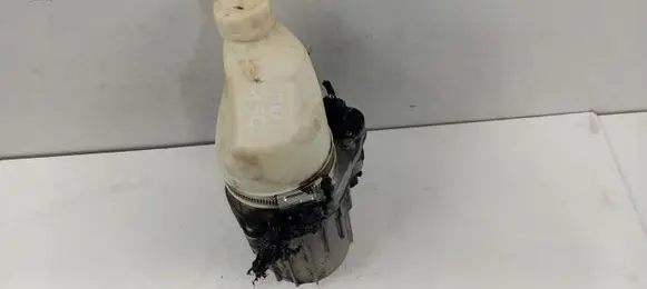 Opel Astra H Power steering pump