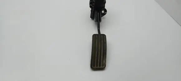 Subaru B9 Tribeca Accelerator throttle pedal 36010XA000