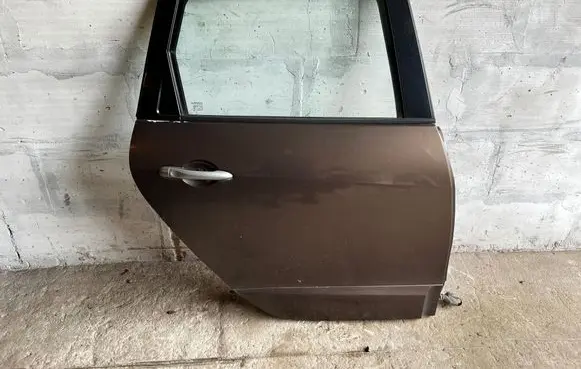 Renault Scenic III - Grand scenic III Rear door