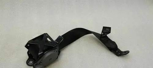 Audi A4 S4 B8 8K Third row seat belt 8X0857805D