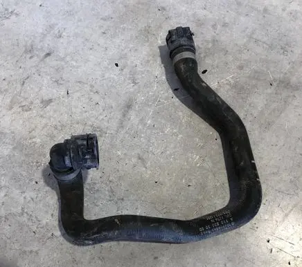 Mercedes-Benz Sprinter W907 W910 Engine coolant pipe/hose A9108305000