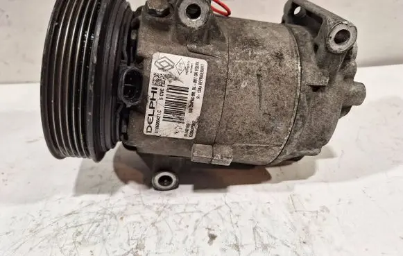 Renault Megane II Air conditioning (A/C) compressor (pump) 8200470242
