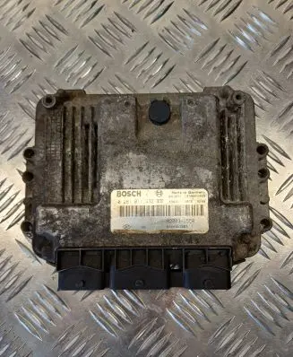 Renault Master II Engine control unit/module 8200311550 8200311553 0281011432