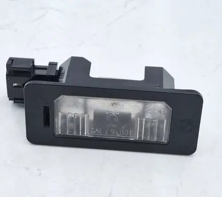 BMW X6 E71 Number plate light 7165646 63267165646