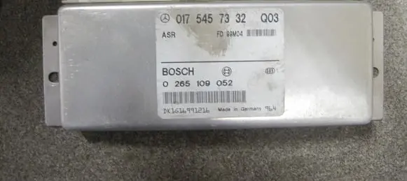 Mercedes-Benz E W210 ESP (stability system) control unit 0175457332 0265109052
