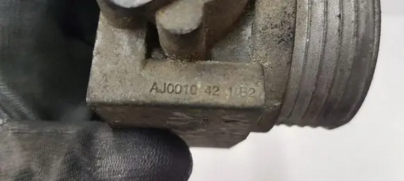 Volvo S40, V40 Throttle valve AJ0010421B2
