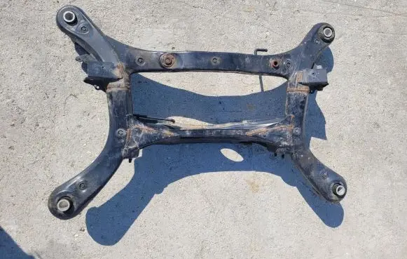 Lexus RX 330 - 350 - 400H Rear axle beam 