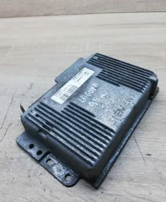 Renault Laguna I Engine control unit/module ECU 7700106186 S103717205