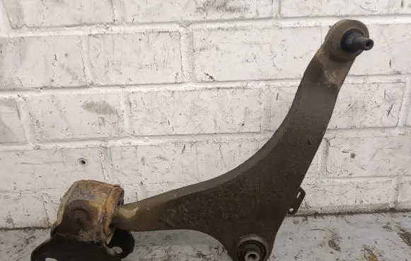 Volvo V60 Front lower control arm/wishbone