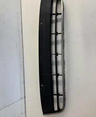 Volkswagen Tiguan Front bumper lower grill 5N0853677G 5N0853671
