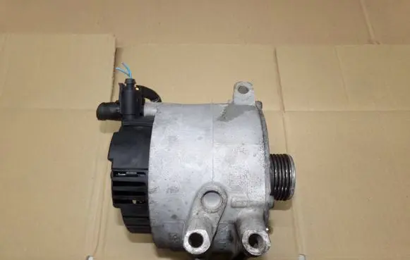 Mercedes-Benz Vaneo W414 Generator/alternator