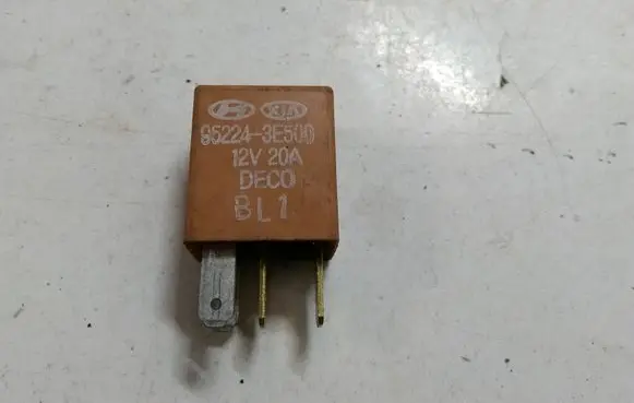 KIA Sorento Other relay 952243E500