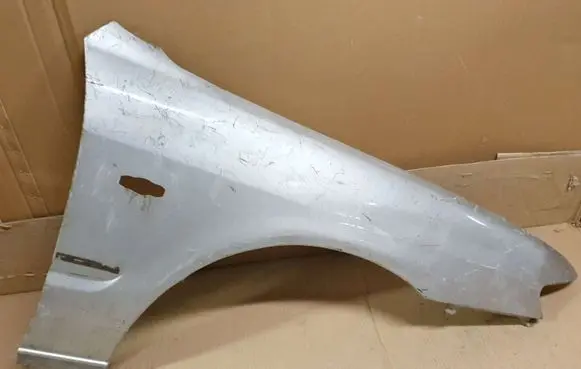 Mazda 626 Fender