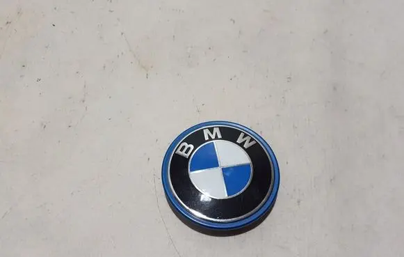 BMW i5 G60 Manufacturer badge logo/emblem 5A24572