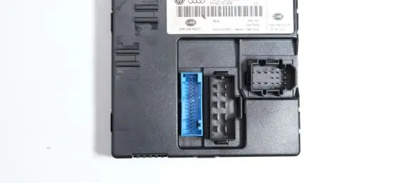 Audi A8 S8 D3 4E Comfort/convenience module 4E0907289