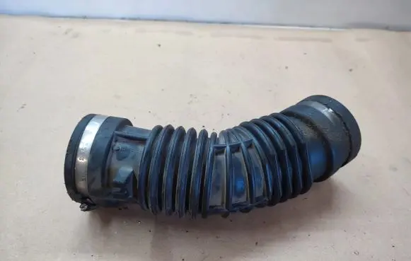 Renault Scenic III - Grand scenic III Air intake duct part 165751903
