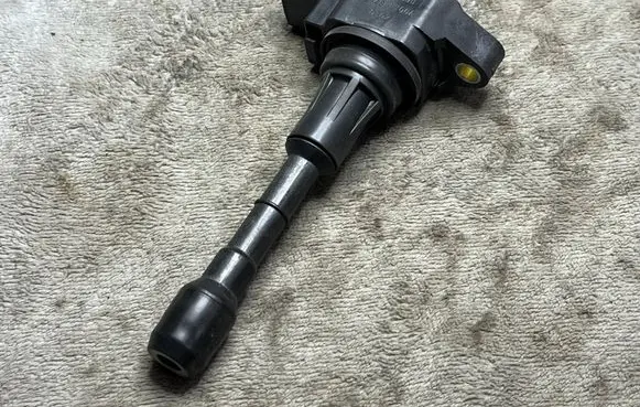 Nissan Qashqai Gear shifter/selector T1711 22448EY00A
