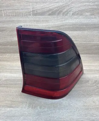 Mercedes-Benz C W202 Rear/tail lights 14653100