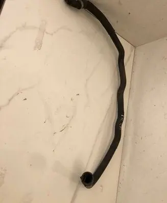 BMW 3 E92 E93 Engine coolant pipe/hose 1437865