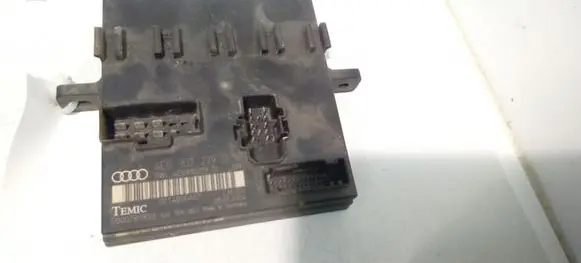 Audi A8 S8 D3 4E Power management control unit 4E0907279G D2T4B05AD7
