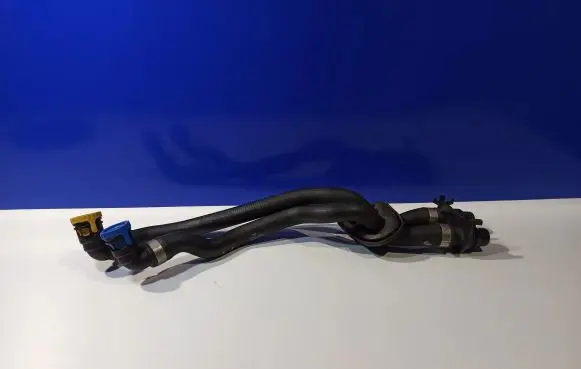 Volvo S60 Engine coolant pipe/hose 31410407
