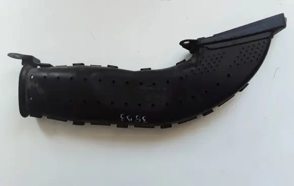 Ford Focus Air intake duct part F1F19E635CA