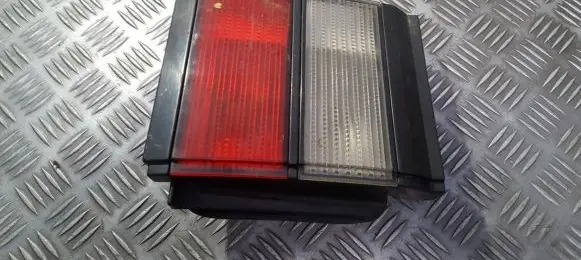 Volkswagen PASSAT B3 Tailgate rear/tail lights 357945107