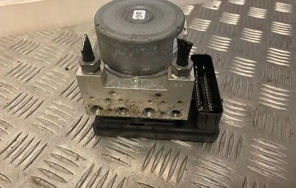 Ford Mustang VI ABS Pump 51711200177 562132933 GR3C2C219BD