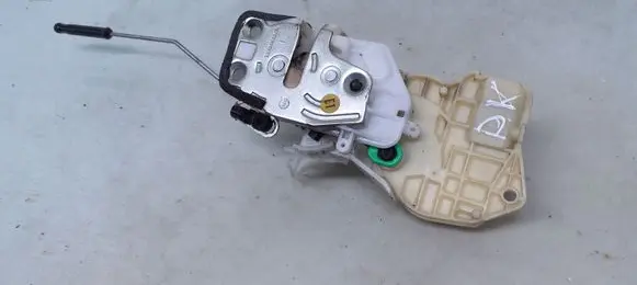 Honda Jazz Front door lock