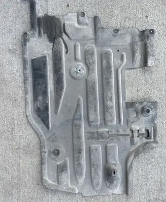 Volvo V60 Trunk boot underbody cover/under tray 31420485