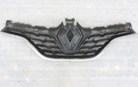 Front bumper upper radiator grill