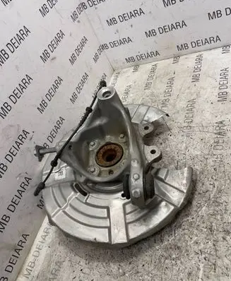 BMW M4 F82 F83 Rear wheel hub 174527