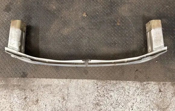 Opel Astra K Front bumper cross member 39035155