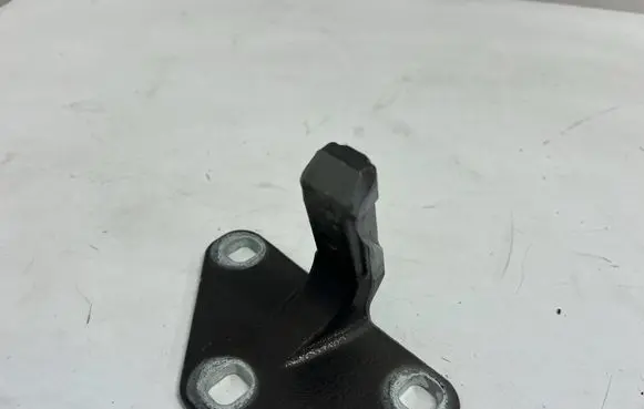 BMW X5 F15 Tailgate hinge F095