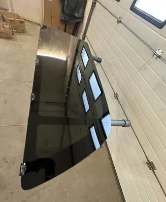Rear side window