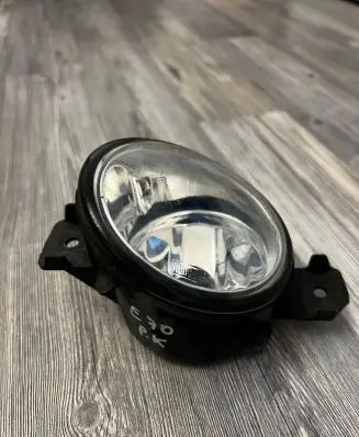 BMW X5 E70 Front fog light 13101610 89203674 7184317