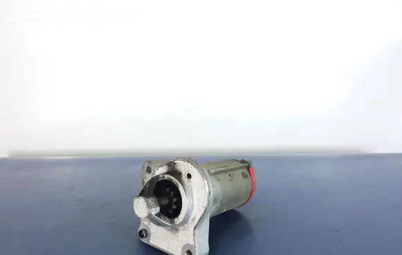 Volvo V60 Starter motor 30659478