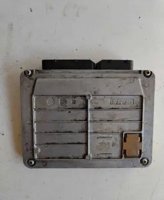 Volkswagen PASSAT B5.5 Engine control unit/module 3B0906018L 5WP4014004